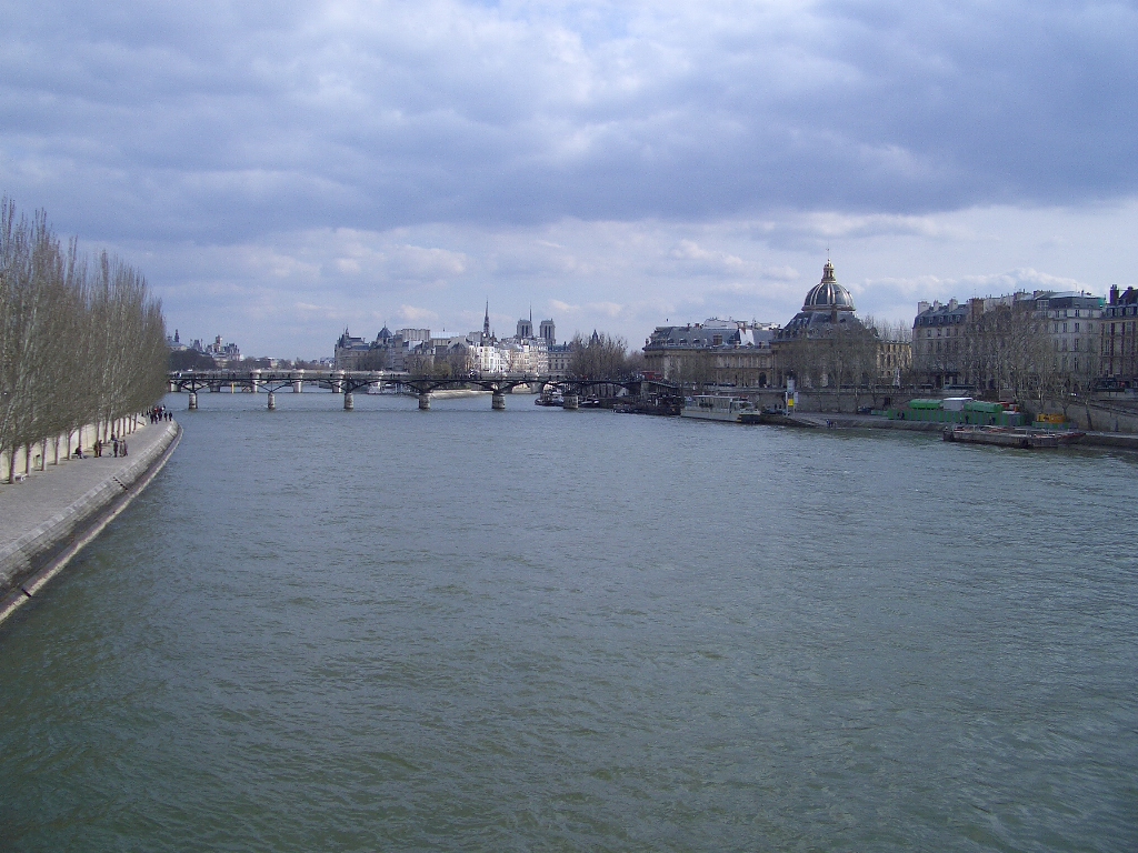 Paris, 2005 March - bridge near the Lourve